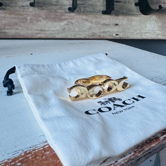 “COACH” Logo Double Finger Finger - Picture 4 of 7